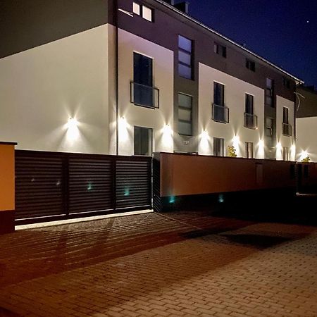 Квартира Подобово Uzhhorod Bagian luar foto