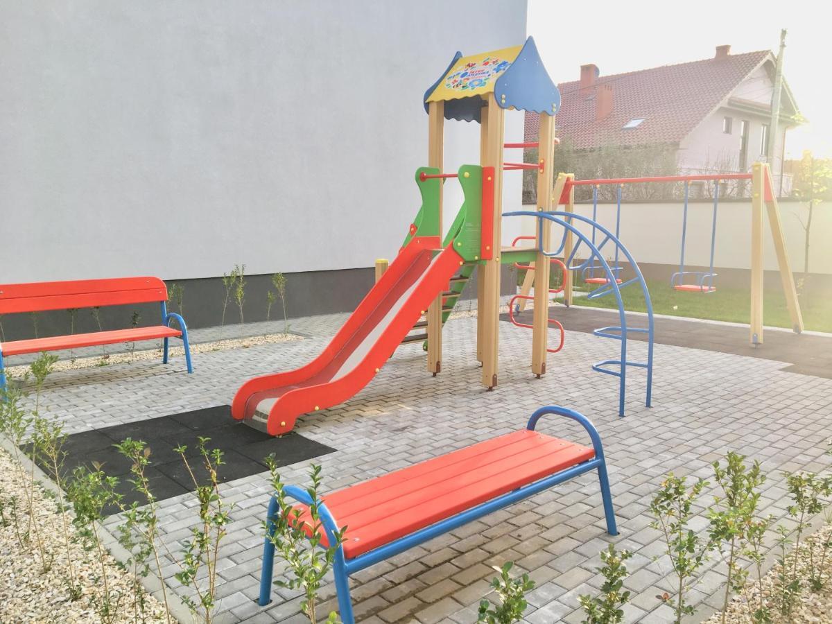 Квартира Подобово Uzhhorod Bagian luar foto